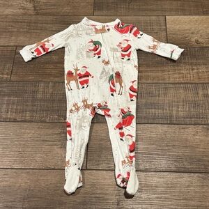 Pottery Barn Baby Christmas Pajamas Full Zip White Santa Holiday 3-6M One Piece